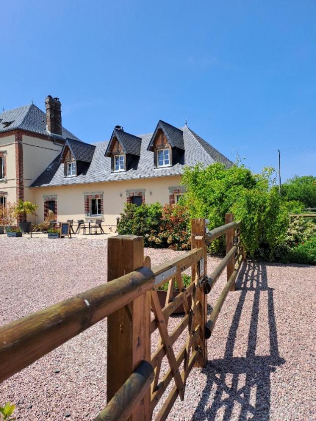 Chambres "Le Tirel " Reux Luaran gambar